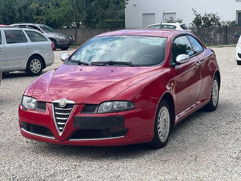 Rot Gebraucht 2008 Alfa Romeo GT Progression Coupé | 2.250 € (Superpreis) - Bild 1/4