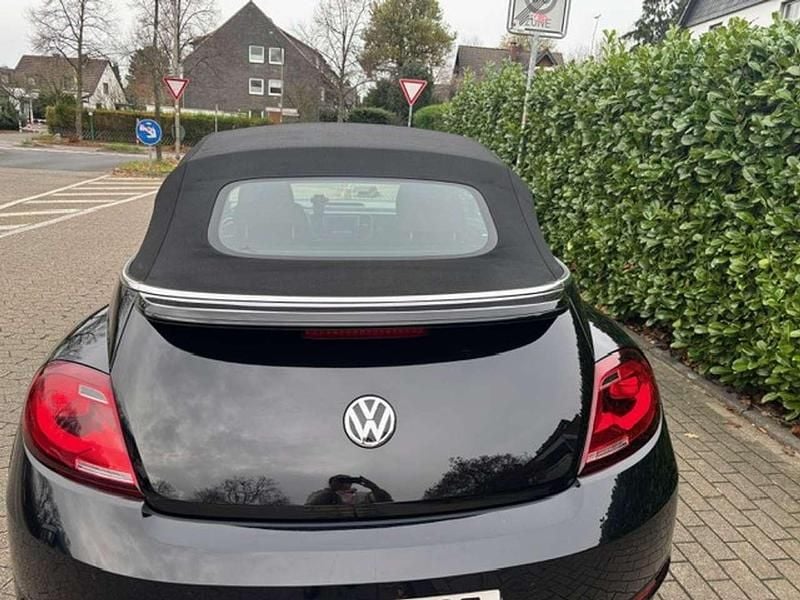 Gebraucht VW Beetle Cabriolet R-line 150 PS (110 kW) 2017 Schwarz Cabrio