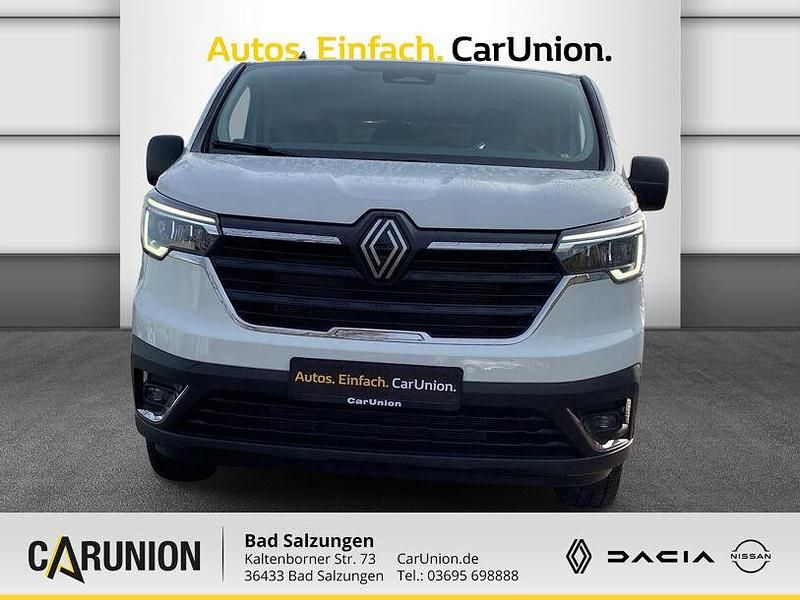 Gebraucht Renault Trafic Komfort 150 PS (110 kW) 2024 Arktisweiß Van / Kleinbus