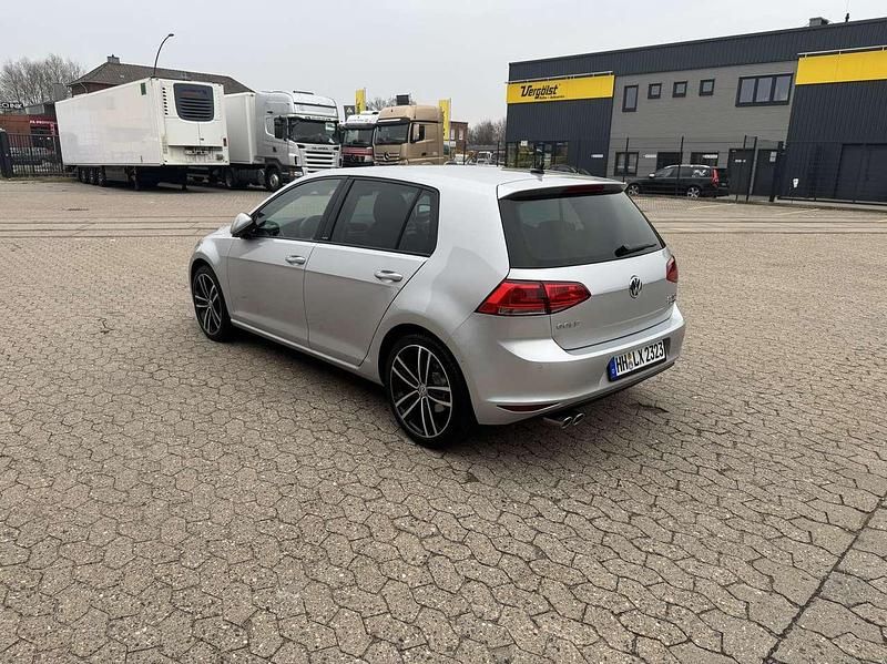 Gebraucht VW Golf VII Allstar 150 PS (110 kW) 2016 Grau Kleinwagen