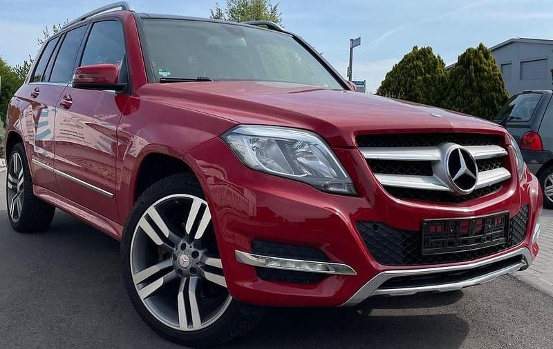 Rot Gebraucht 2015 Mercedes GLK350 SUV | 14.500 € (Superpreis) - Bild 1/4