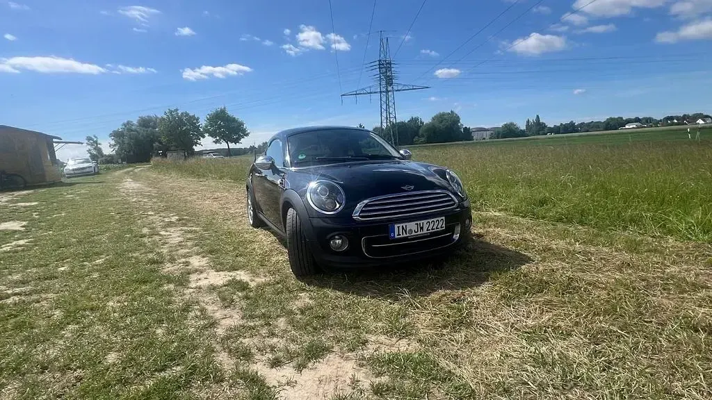 Gebraucht Mini Cooper 122 PS (89 kW) 2013 Schwarz Kleinwagen