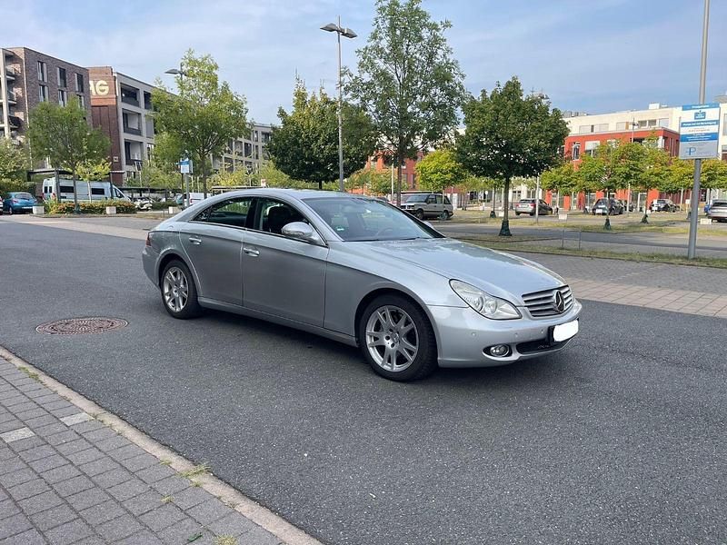 Schwarz Gebraucht 2007 Mercedes CLS350 Coupé | 6.899 € (Superpreis) - Bild 1/4