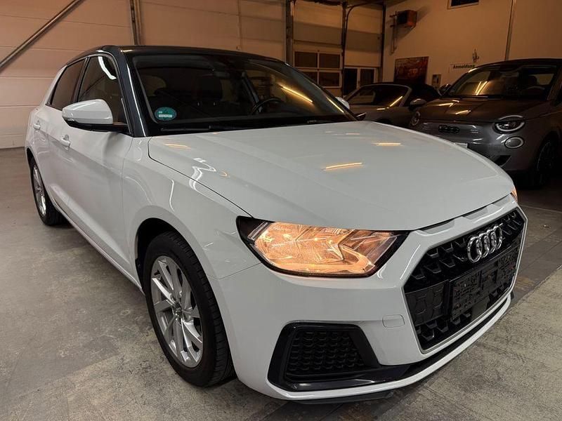 Weiß Gebraucht 2020 Audi A1 Sportback Advanced Kleinwagen | 16.990 € (Fairer Preis) - Bild 1/4