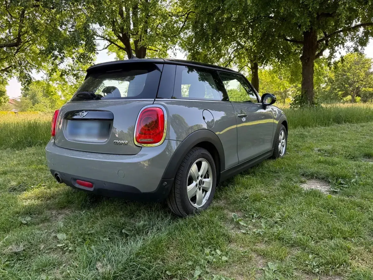 Gebraucht Mini Cooper 136 PS (100 kW) 2017 Grau Kleinwagen