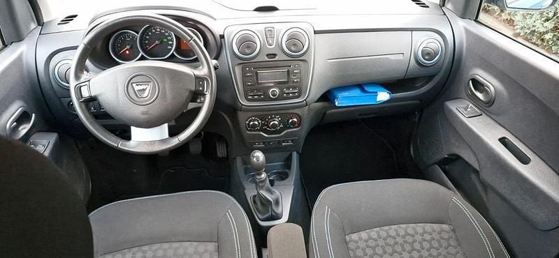 Gebraucht Dacia Lodgy Stepway 109 PS (80 kW) 2017 Blau Van / Kleinbus