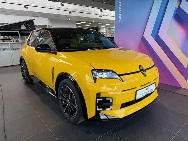 Neu Renault 5 E-Tech Iconic 110 kW (150 PS) 2026 Gelb Limousine