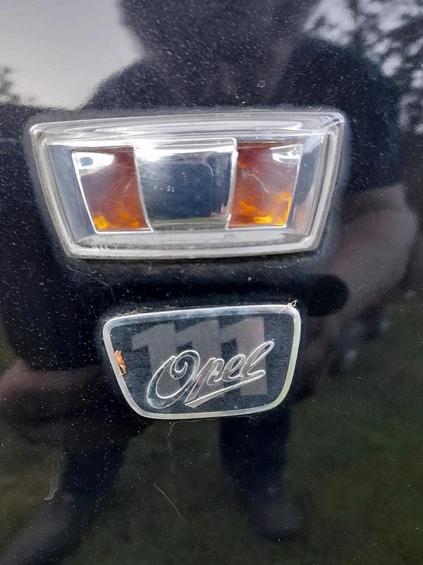Schwarz Gebraucht 2010 Opel Corsa Coupé | 2.850 € (Fairer Preis) - Bild 1/4