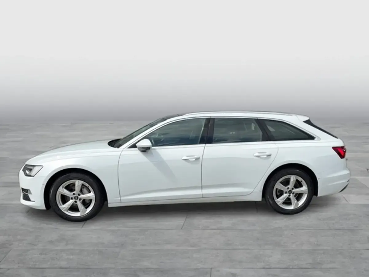 Gebraucht Audi A6 Sport 204 PS (150 kW) 2023 Weiß Kombi