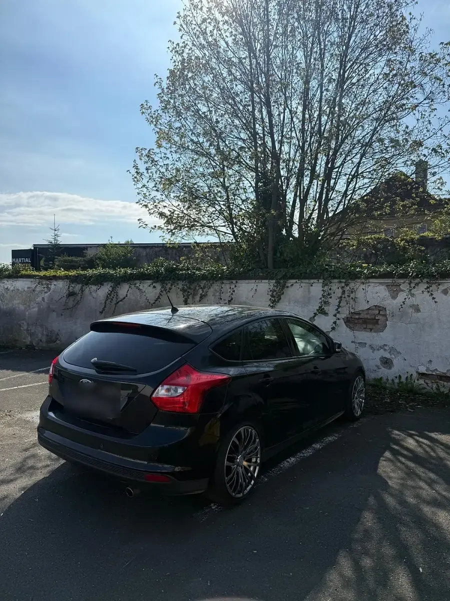 Occasion Ford Focus 150 ch (110 kW) 2011 Noir Berline