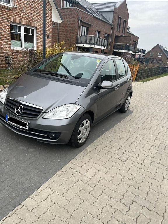 Gebraucht Mercedes A180 116 PS (85 kW) 2011 Van / Kleinbus