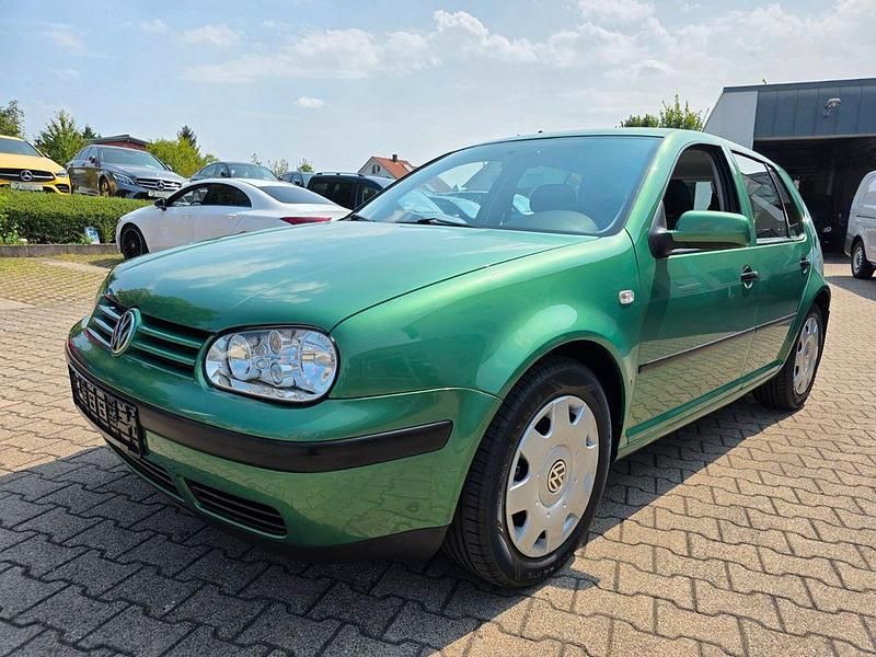Grün Gebraucht 2001 VW Golf IV Edition Limousine | 4.990 € (Teuer) - Bild 1/4