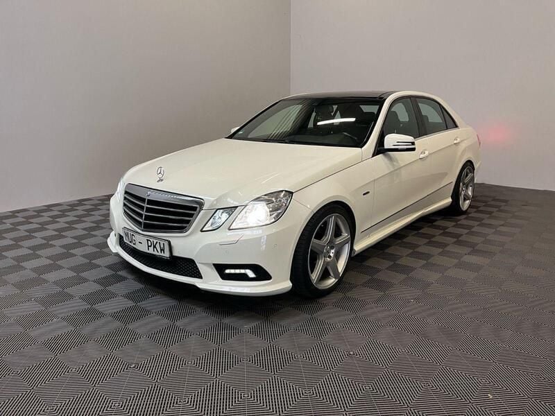Weiß Gebraucht 2011 Mercedes E250 AMG Limousine | 14.990 € (Etwas zu teuer) - Bild 1/3