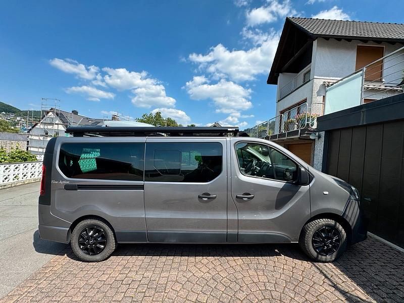 Brugt Opel Vivaro 145 HK (106 kW) 2016 Grå MPV