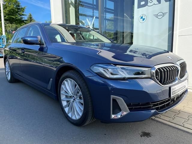 Gebraucht BMW 530 Efficient Dynamics 252 PS (185 kW) 2021 Blau Kombi