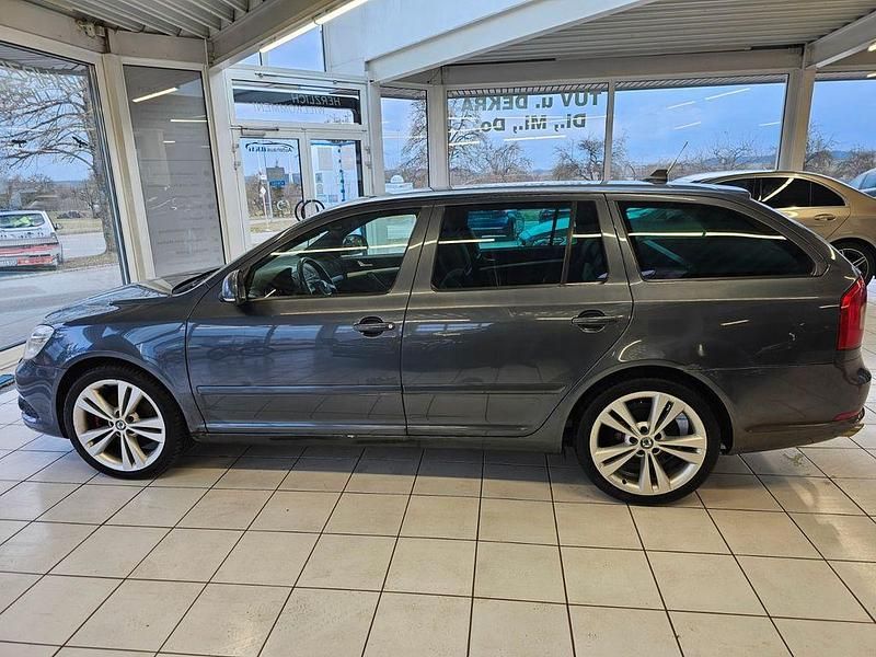 Gebraucht Skoda Octavia RS 170 PS (125 kW) 2011 Grau Kombi