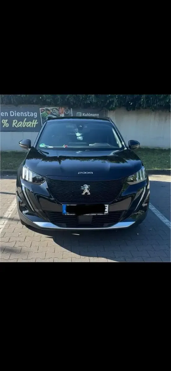 Gebraucht Peugeot e-2008 GT 100 kW (136 PS) 2020 Schwarz SUV