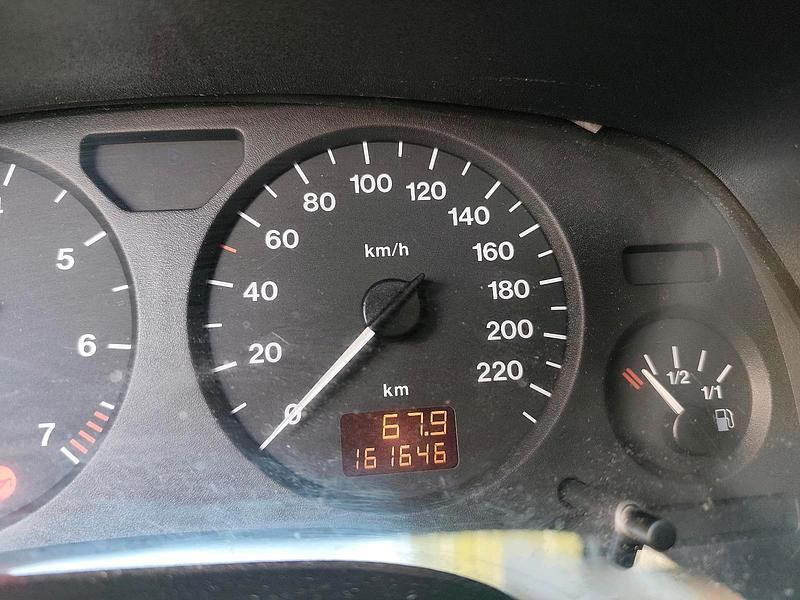 Second-hand Opel Astra 100 CP (73 kW) 1999 Argintiu Break