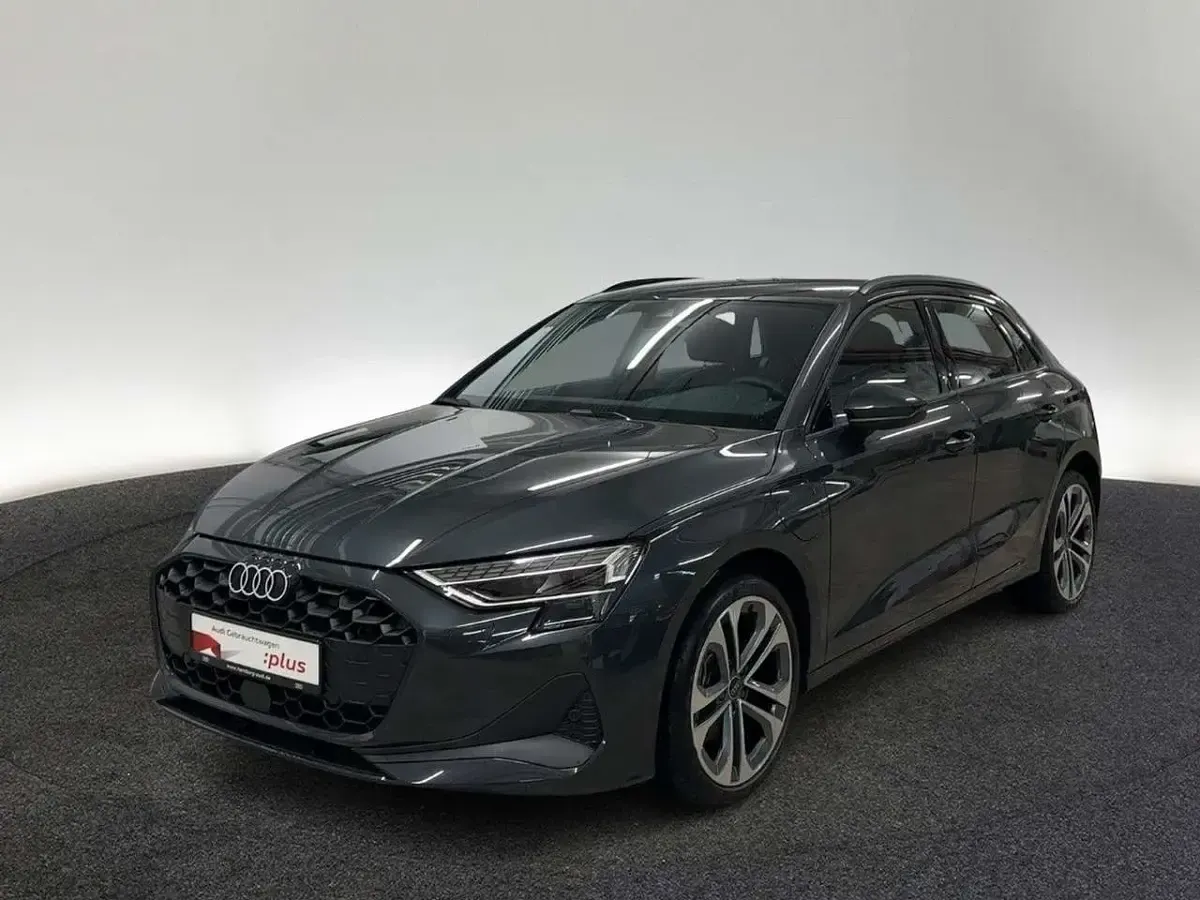 Gebraucht Audi A3 204 PS (150 kW) 2025 H1 manhattangrau metallic Limousine