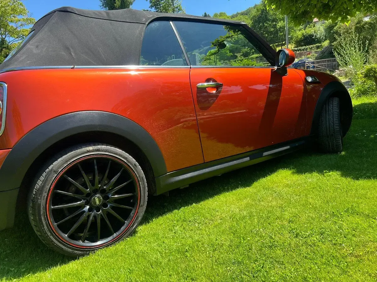 Gebraucht Mini Cooper S Cabriolet 184 PS (135 kW) 2013 Orange Cabrio