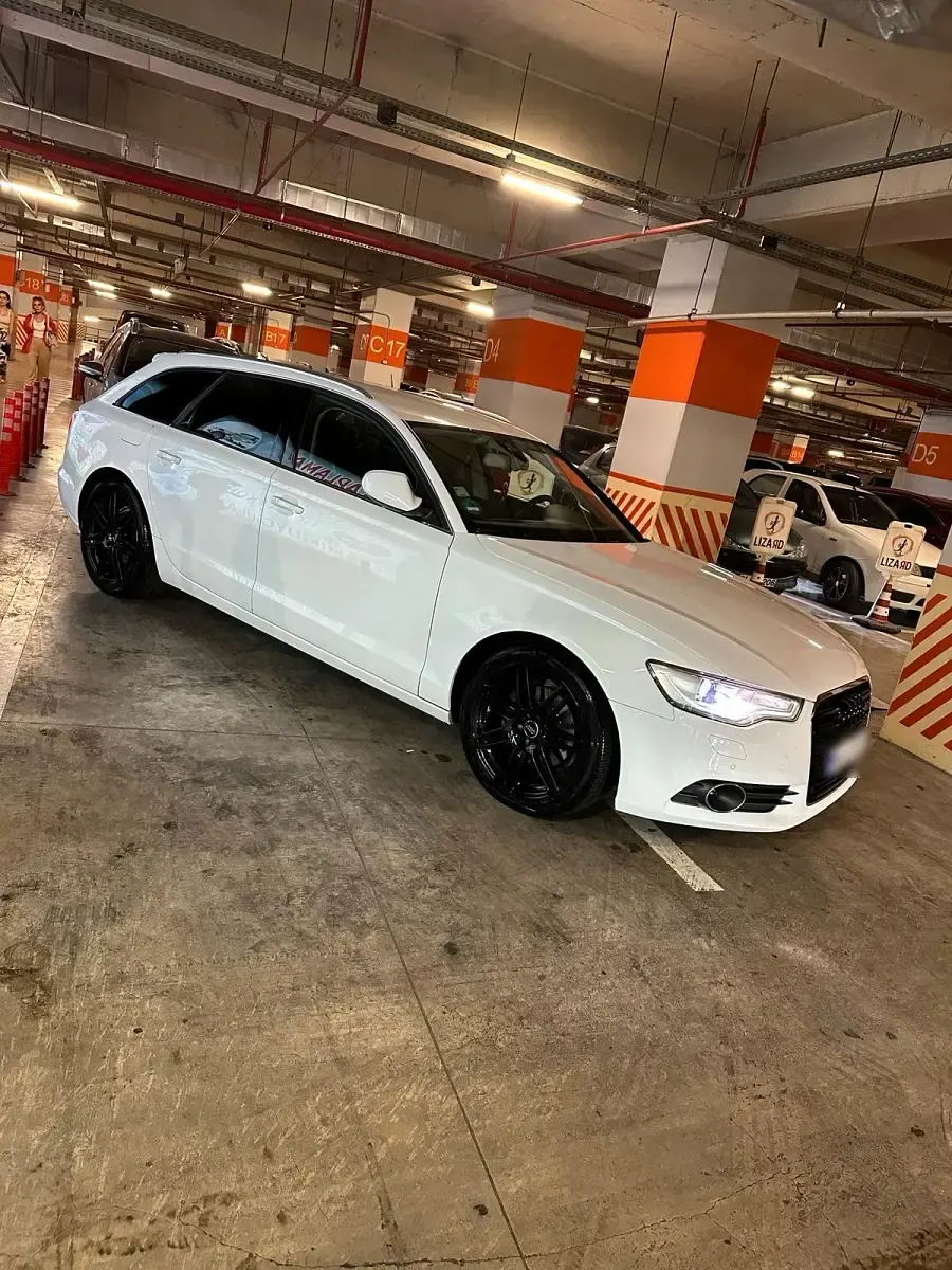 Second-hand Audi A6 Comfort 204 CP (150 kW) 2012 Alb Break