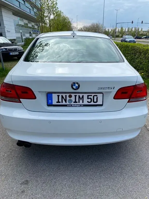 Second-hand BMW 325 Performance 218 CP (160 kW) 2009 Alb Coupe