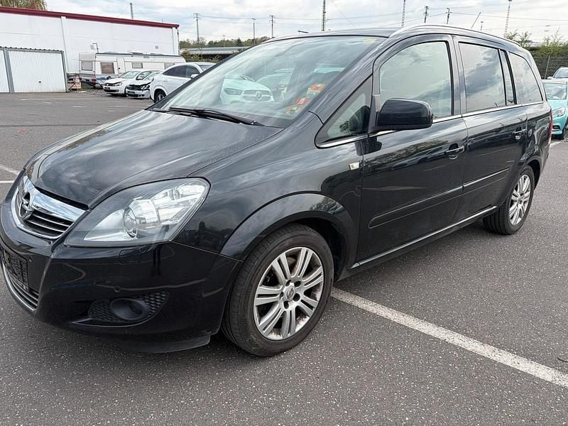 Gebraucht Opel Zafira 125 PS (91 kW) 2013 Schwarz Van / Kleinbus