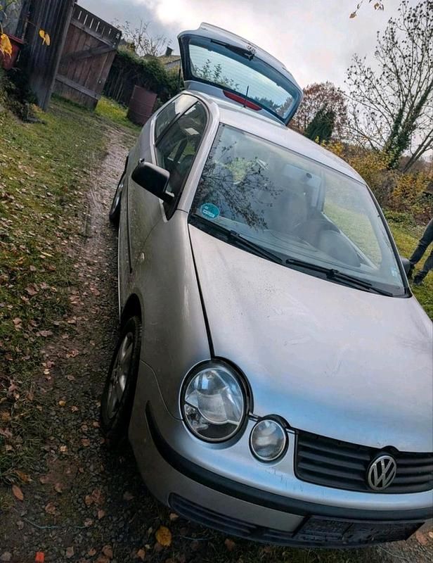 Gebraucht VW Polo 64 PS (47 kW) 2003 Silber Kleinwagen