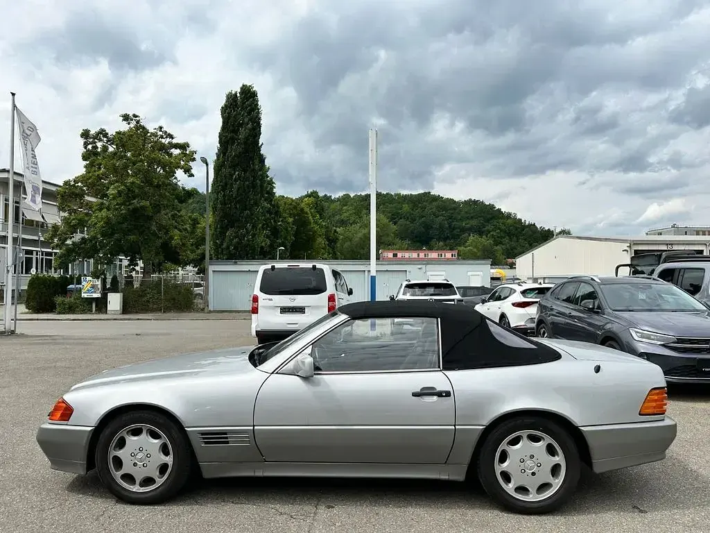 Gebraucht Mercedes SL300 190 PS (139 kW) 1990 Silber Cabrio