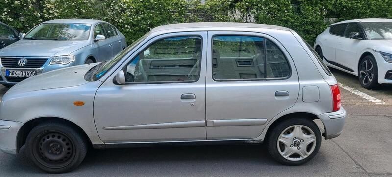 Grau Gebraucht 2002 Nissan Micra Kleinwagen | 1.250 € - Bild 1/4