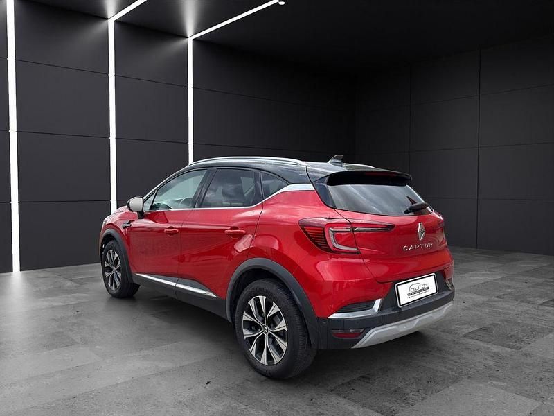 Gebraucht Renault Captur Techno 91 PS (66 kW) 2024 Rot SUV