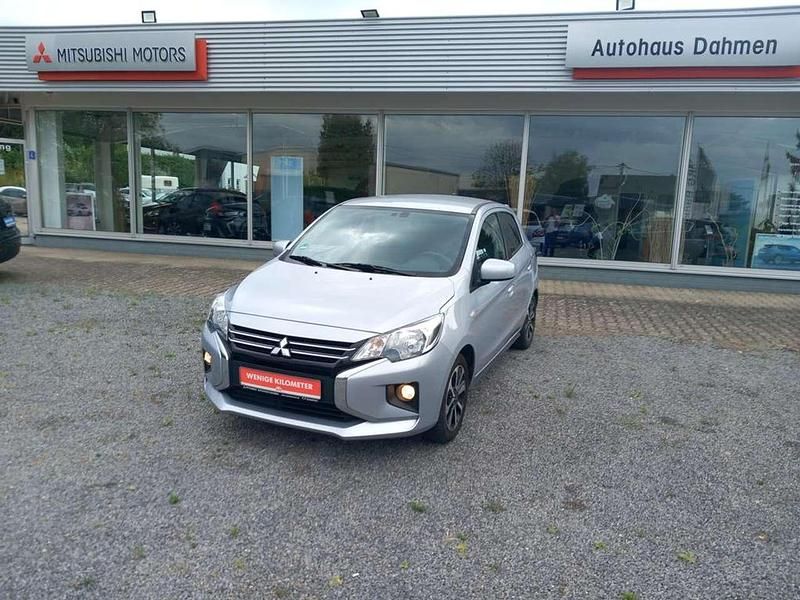 Coolsilber Gebraucht 2021 Mitsubishi Space Star Spirit+ Kleinwagen | 11.900 € (Fairer Preis) - Bild 1/4
