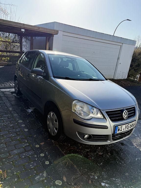 Gebraucht VW Polo 80 PS (58 kW) 2009 Silber Kleinwagen