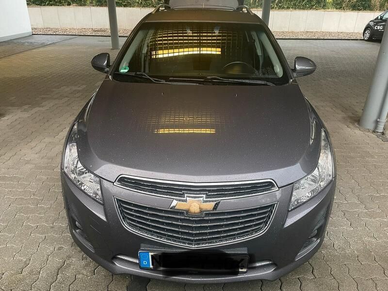Grau Gebraucht 2013 Chevrolet Cruze Kombi | 4.300 € (Fairer Preis) - Bild 1/4