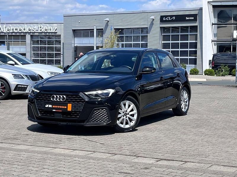 Schwarz Gebraucht 2022 Audi A1 Sportback Comfort Kleinwagen | 19.480 € (Guter Preis) - Bild 1/4