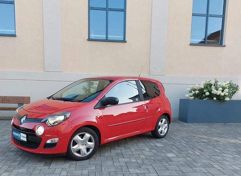 Usata Renault Twingo Dynamique 75 CV (55 kW) 2014 Rosso Utilitaria