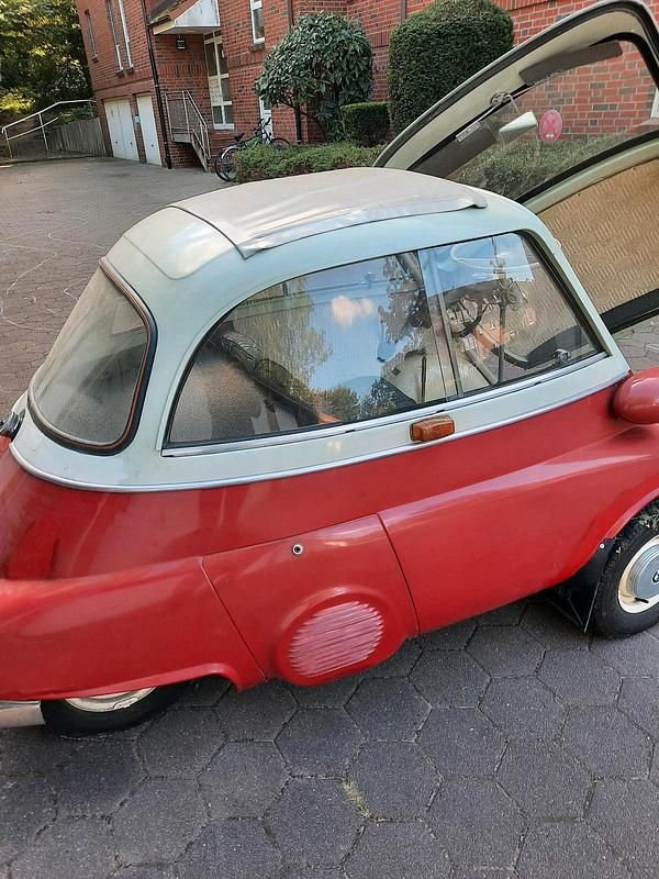 Rot Gebraucht 1960 BMW Isetta Coupé | 15.000 € - Bild 1/3