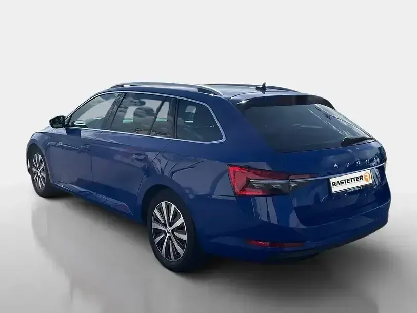 Gebraucht Skoda Superb Style 200 PS (147 kW) 2023 Energyblau Kombi