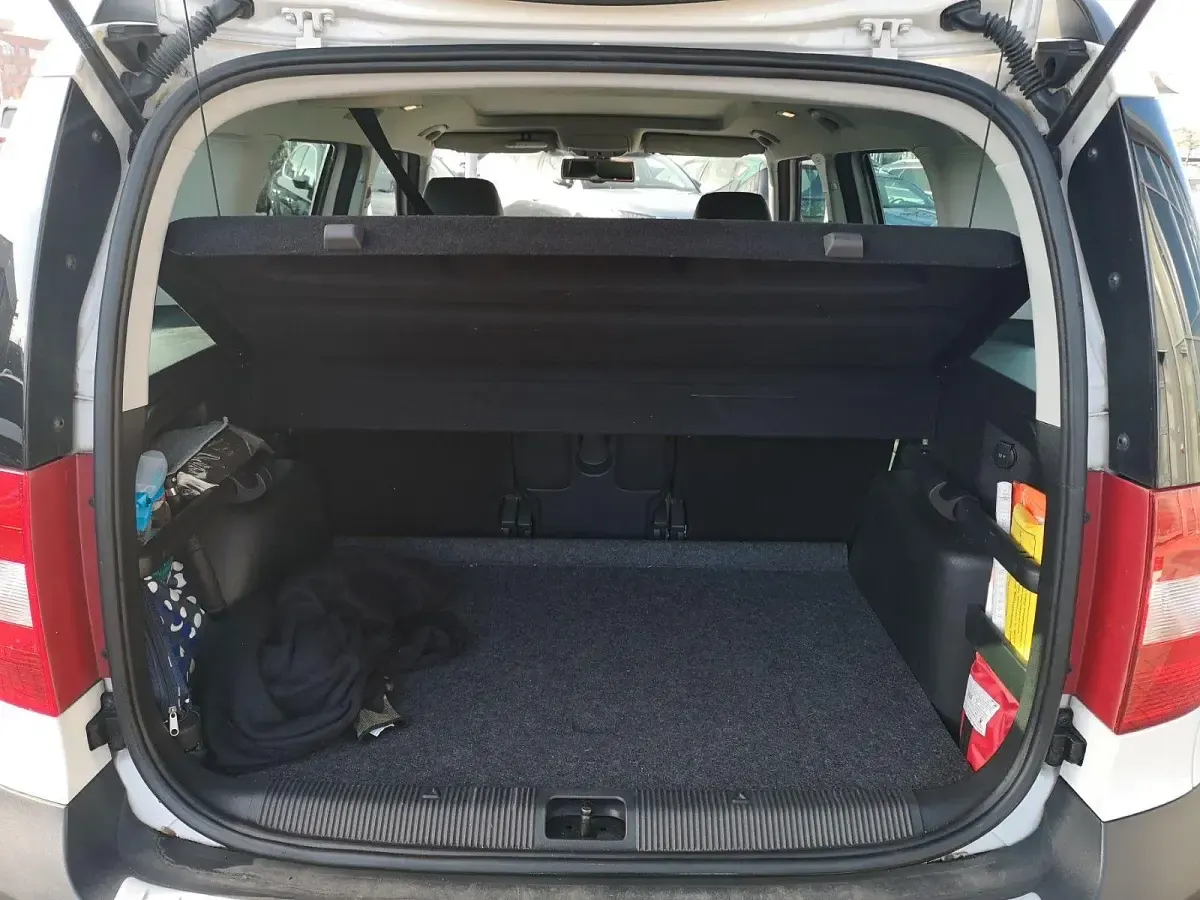 Gebraucht Skoda Yeti Plus Edition 122 PS (89 kW) 2013 Weiß SUV