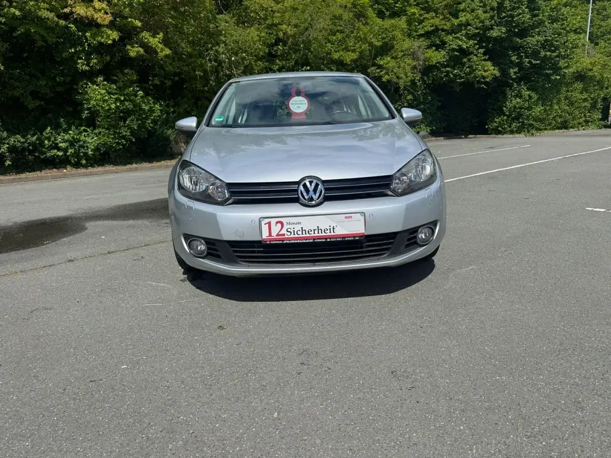 Gebraucht VW Golf VI Comfortline 122 PS (89 kW) 2009 Silber Kleinwagen