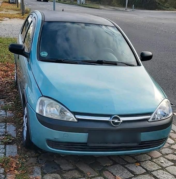 Grün Gebraucht 2003 Opel Corsa Kleinwagen | 759 € (Superpreis) - Bild 1/4
