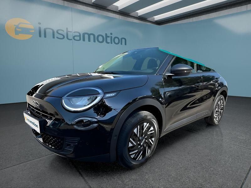 Schwarz Gebraucht 2024 Fiat 600 Kleinwagen | 23.999 € (Fairer Preis) - Bild 1/4