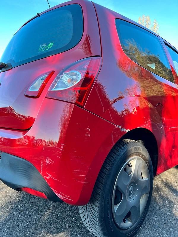 Gebraucht Renault Twingo 75 PS (55 kW) 2012 Rot Kleinwagen