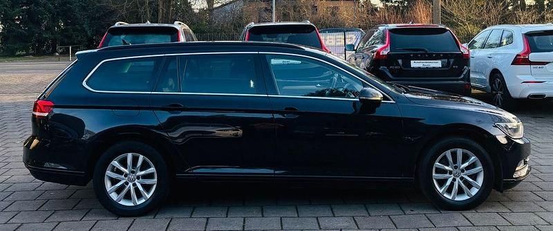 Gebraucht VW Passat Comfortline 150 PS (110 kW) 2018 Schwarz Kombi