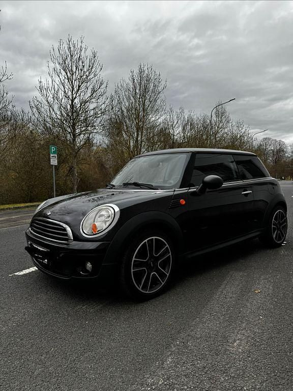 Gebraucht Mini ONE 95 PS (69 kW) 2009 Schwarz Kleinwagen