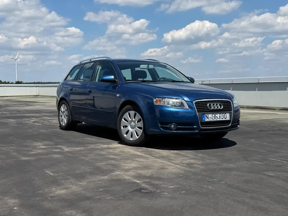 Gebraucht Audi A4 163 PS (119 kW) 2005 Blau Kombi