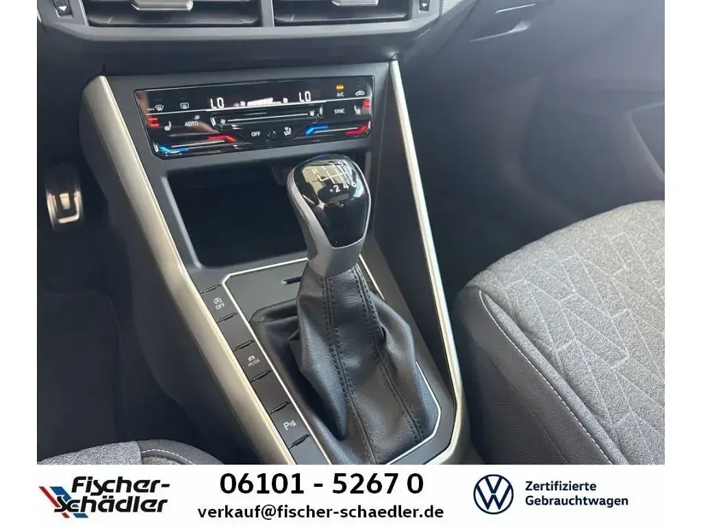 Gebraucht VW Taigo Move 110 PS (80 kW) 2023 Ascotgrau SUV