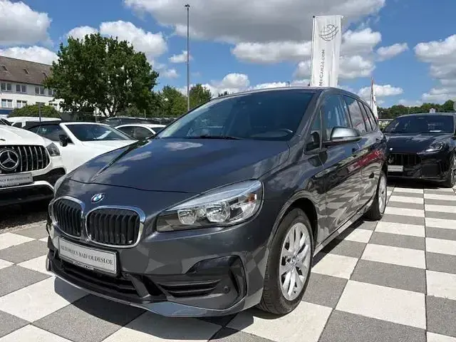 Gebraucht BMW 218 Gran Tourer Advantage 150 PS (110 kW) 2018 Grau Van / Kleinbus