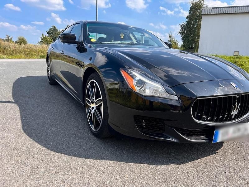 Schwarz Gebraucht 2014 Maserati Quattroporte Limousine | 17.999 € - Bild 1/4