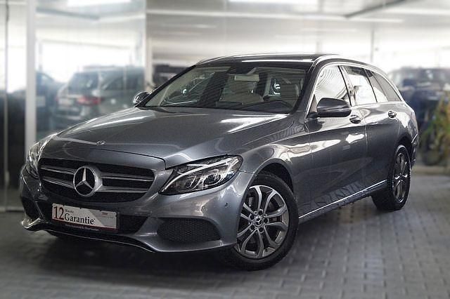 Grau Gebraucht 2018 Mercedes C220 Limousine | 19.990 € (Guter Preis) - Bild 1/4